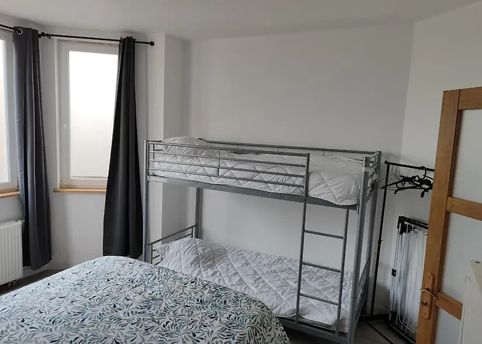 Spacieux Avec Parking Et Terrasse *